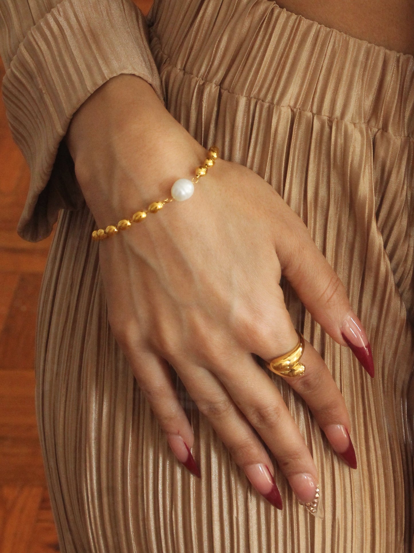 Single Pearl Bracelet